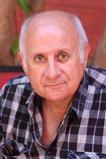 Chân dung Terry Camilleri