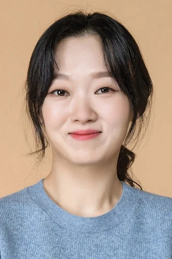 Chân dung Lee Bong-ryeon