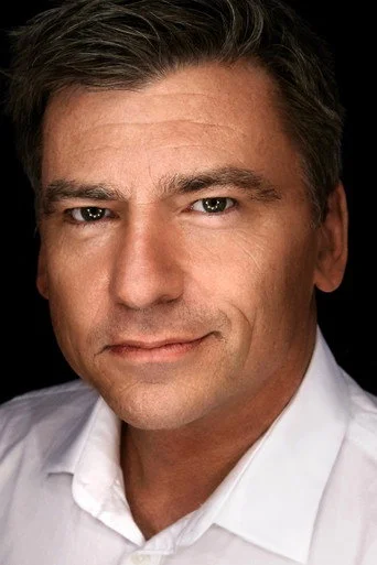 Chân dung Mark Ferguson