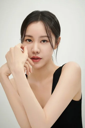 Chân dung Kim Ye-won