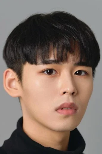 Chân dung Jung Hyun-woong