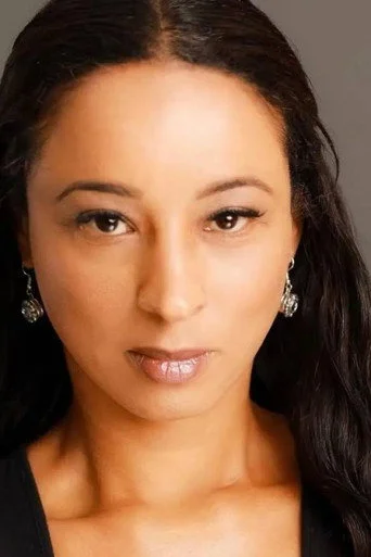 Chân dung Eliane Reis