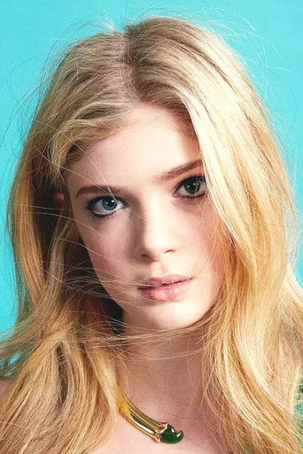 Chân dung Elena Kampouris