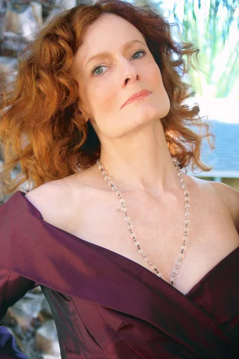 Chân dung Diane Salinger
