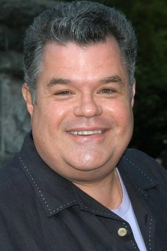 Chân dung Michael Badalucco