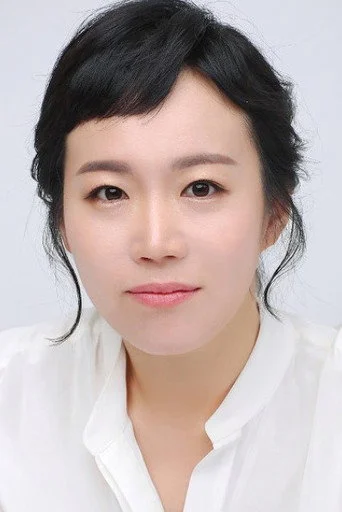 Chân dung Joo In-young