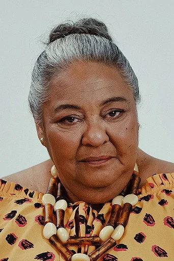 Chân dung Aline Marta Maia