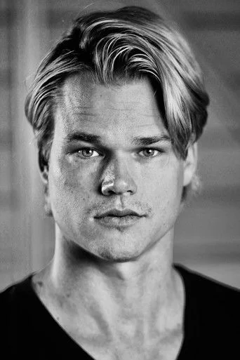 Chân dung Brendan Miller