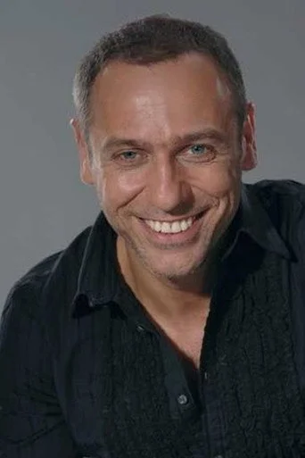 Chân dung Tomasz Sapryk