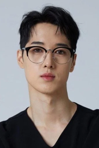 Chân dung Han Min-yeob