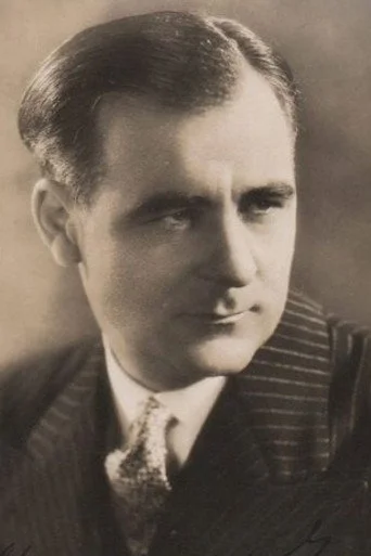 Chân dung Austin Trevor