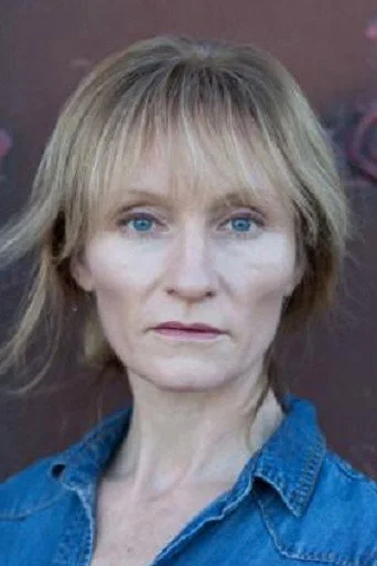 Chân dung Rachel Singer