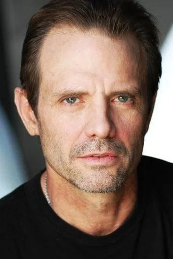 Chân dung Michael Biehn