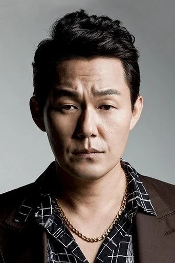 Chân dung Park Sung-woong