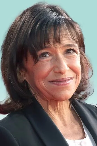 Chân dung Kathryn Hunter