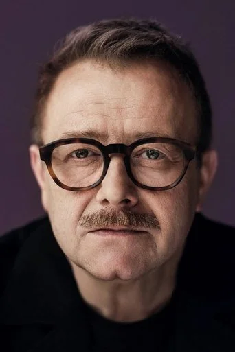 Chân dung Olaf Lubaszenko