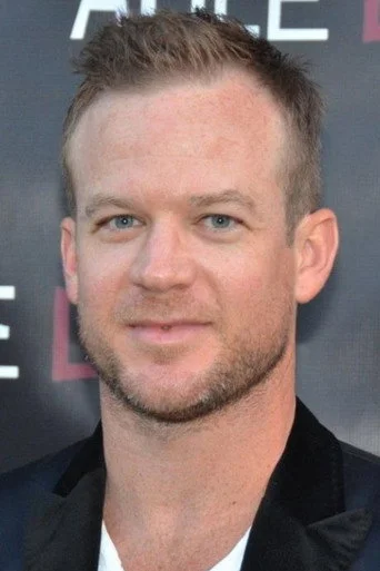 Chân dung Aaron Massey