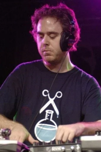 Chân dung Cut Chemist