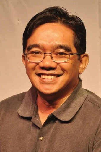 Chân dung Dennis Marasigan