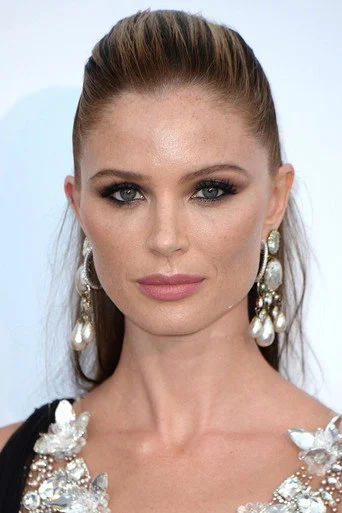 Chân dung Georgina Chapman