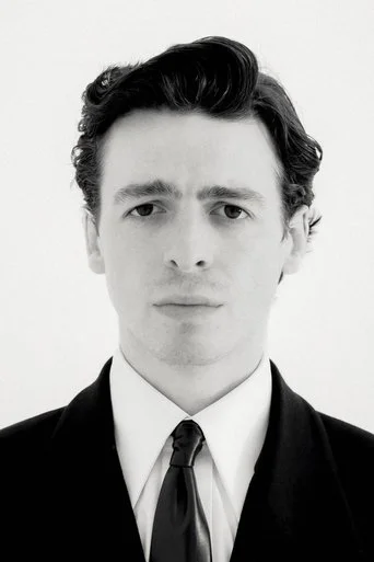 Chân dung Anthony Boyle