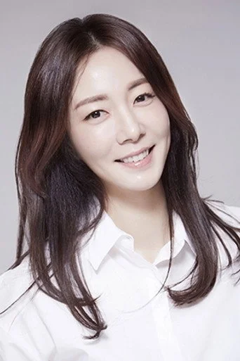 Chân dung Jung Ji-yoon