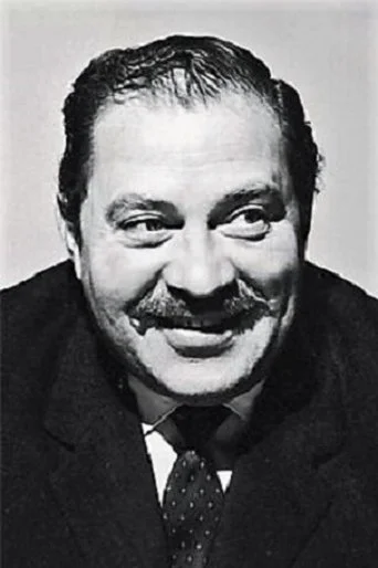 Chân dung Roberto Camardiel