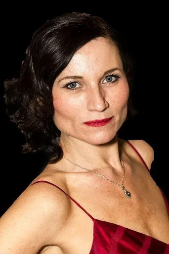 Chân dung Kate Fleetwood