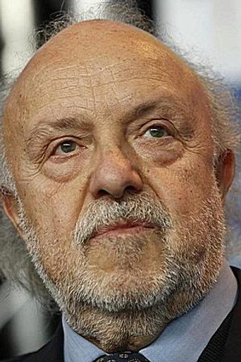Chân dung Renato Scarpa