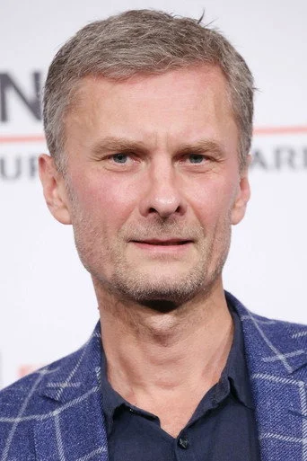 Chân dung Andres Puustusmaa