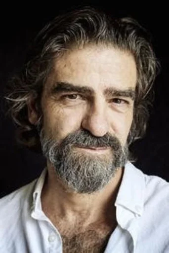Chân dung Gonzalo Cunill