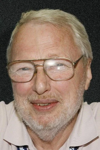 Chân dung George Roubicek