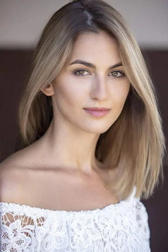 Chân dung Rasina Alexander