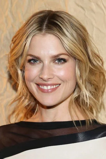 Chân dung Ali Larter