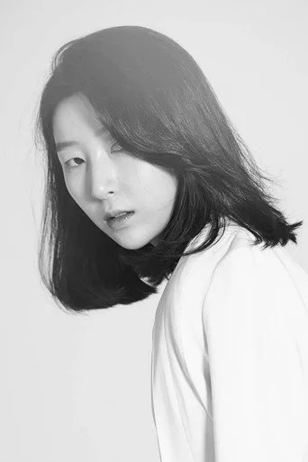 Chân dung Han Hye-ji