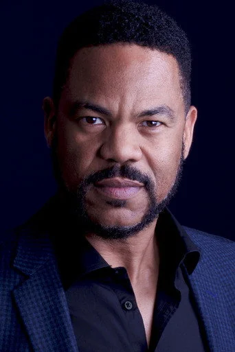 Chân dung Craig Thomas