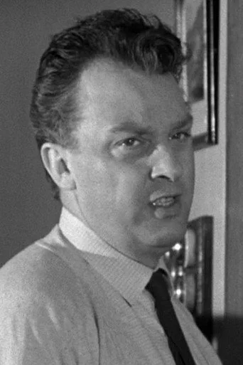 Chân dung Graham Ashley