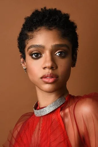 Chân dung Tiffany Boone