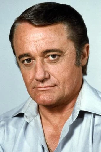 Chân dung Robert Vaughn