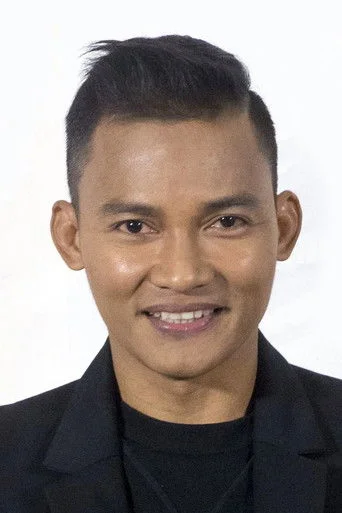 Chân dung Tony Jaa