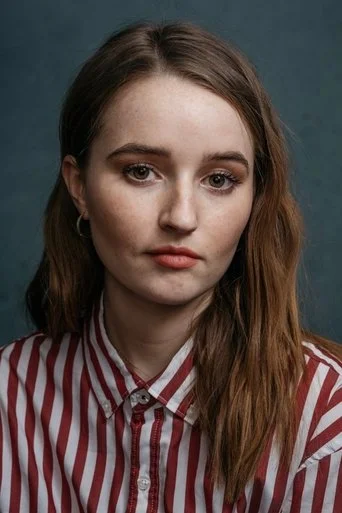 Chân dung Kaitlyn Dever