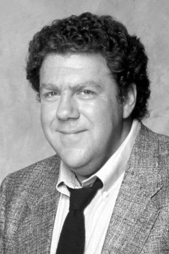 Chân dung George Wendt
