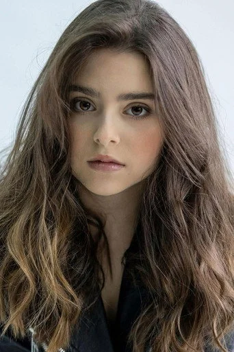 Chân dung Julia Kostow