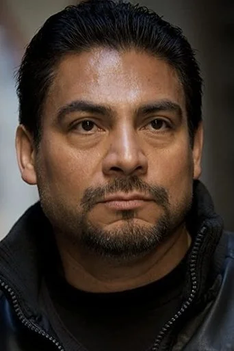 Chân dung Eddie J. Fernandez