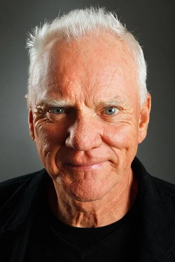 Chân dung Malcolm McDowell