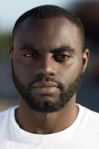 Chân dung Michael Akinsulire