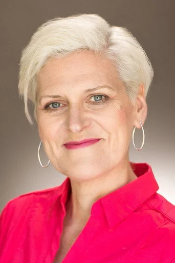 Chân dung Lynn Ferguson