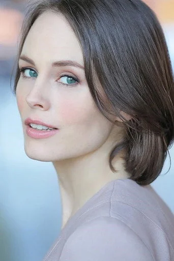 Chân dung Ellen Adair