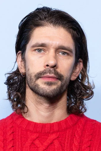 Chân dung Ben Whishaw