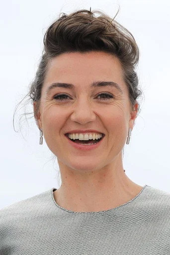 Chân dung Nina Meurisse